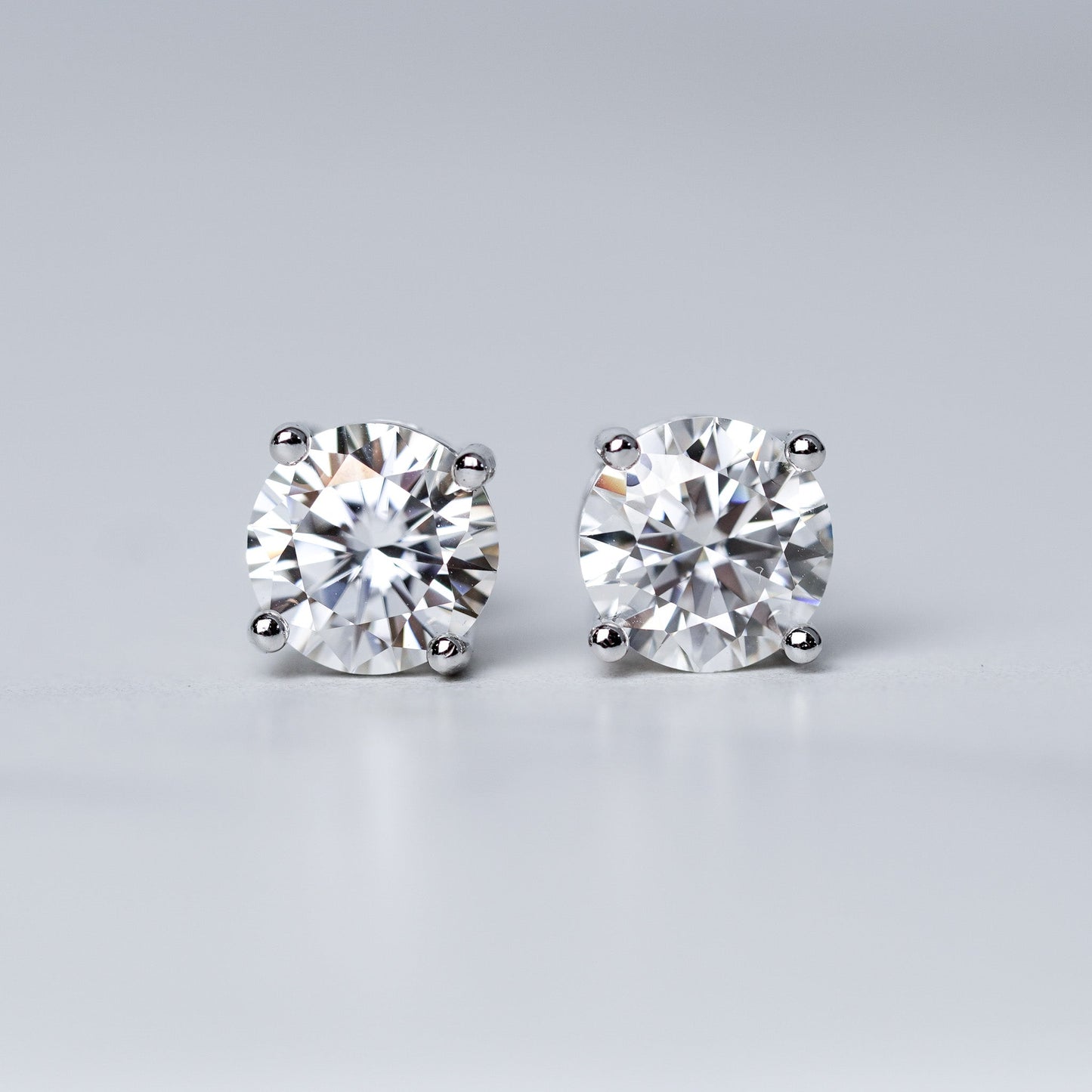 Round Solitaire Stud Earrings - Moissanite